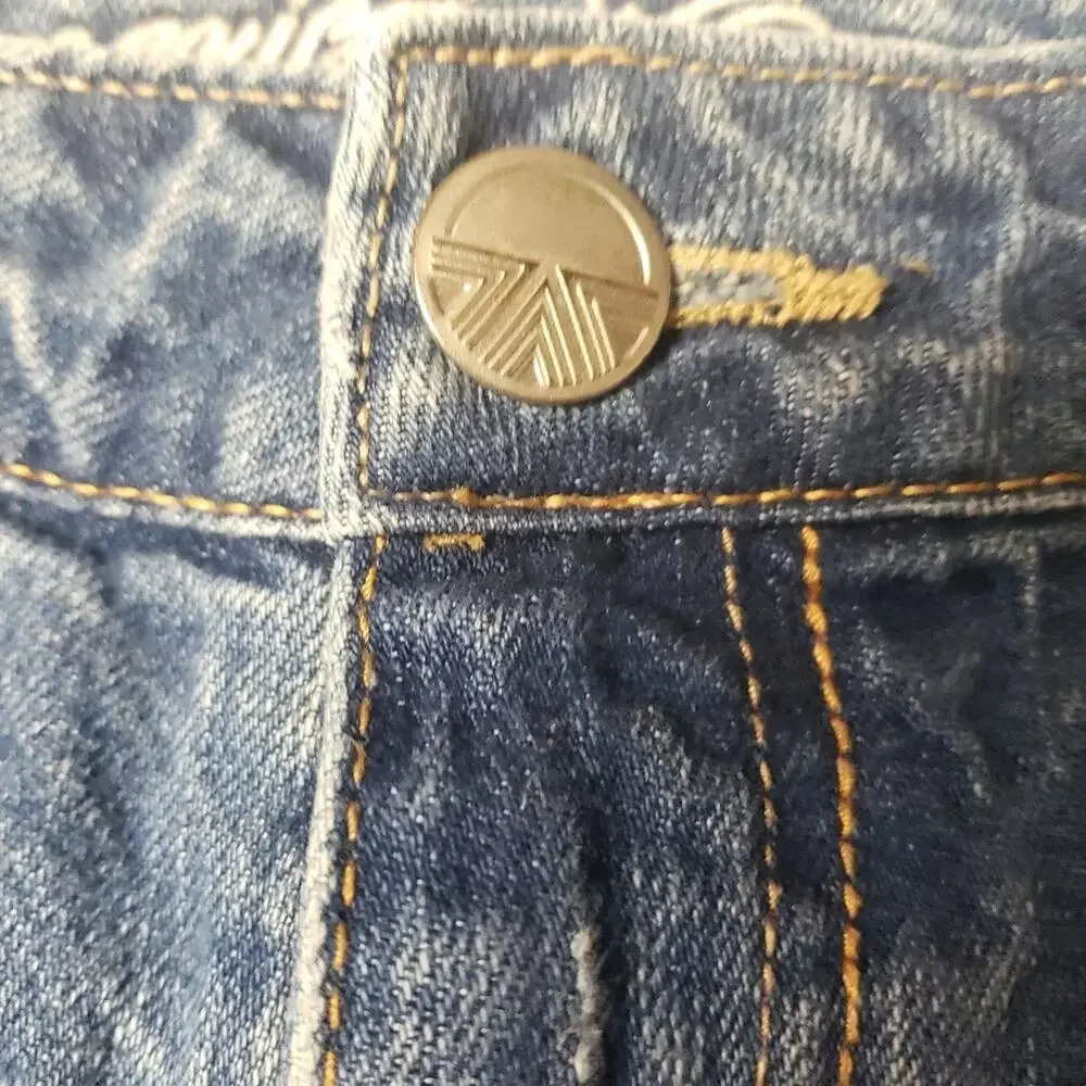 American Eagle Outfitters so fun